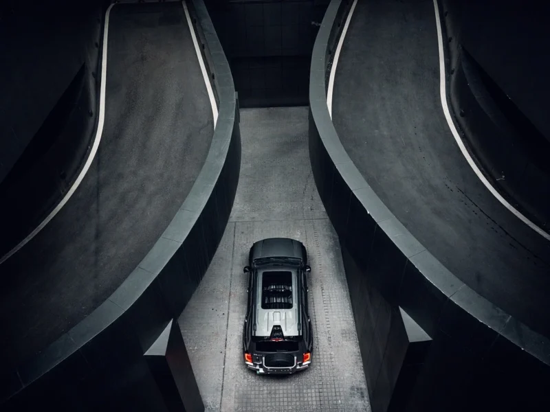 Zbiorniki na deszczówkę i separatory ropopochodnych – innowacyjne rozwiązania dla ekologicznego domu